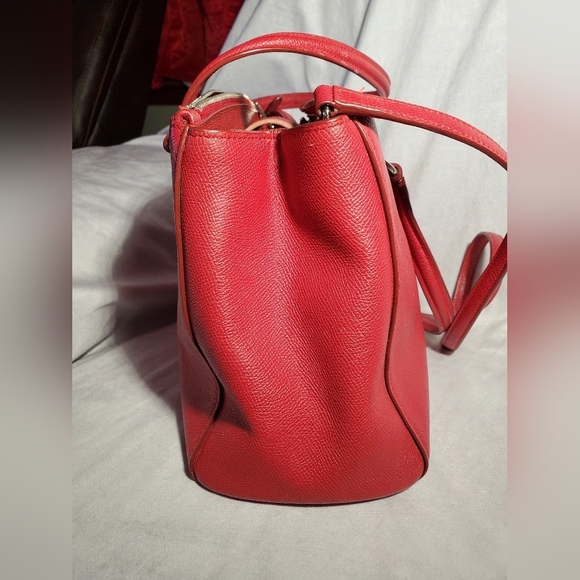 STANTON CARRYALL 29 COACH F37147 in Red - Picture 4 of 15